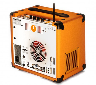 Illustration for article titled This Computer/Amp Combo Overclocks To 11